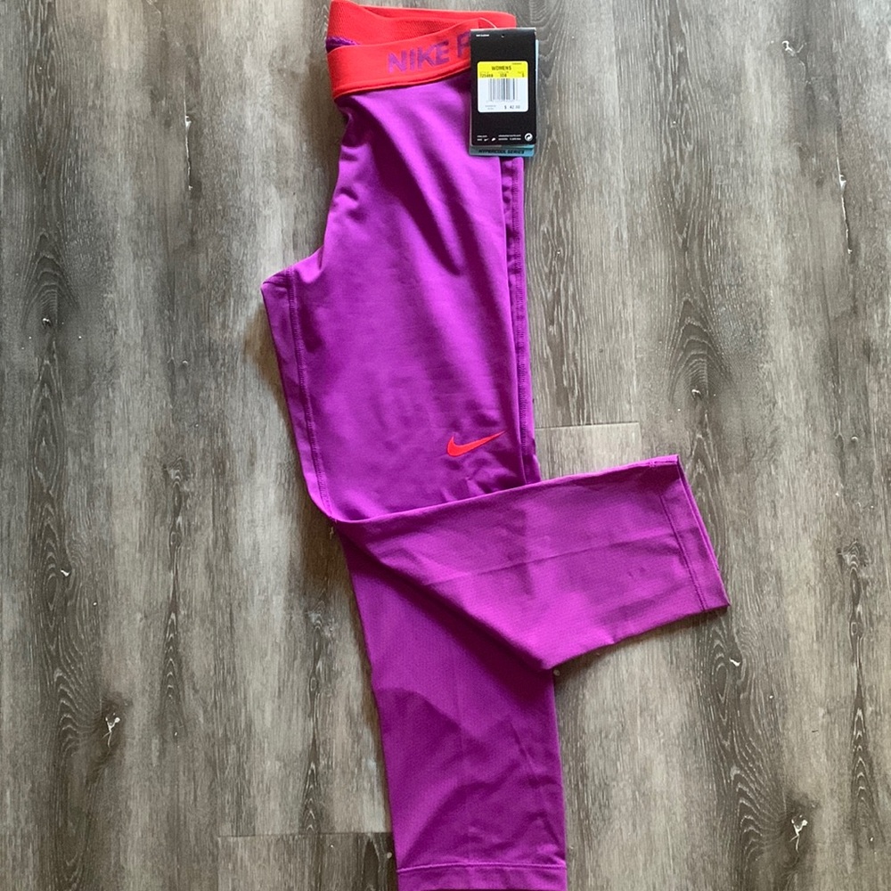 Nike Pro Dri-Fit High-Rise 7/8 Leggings - women's Small